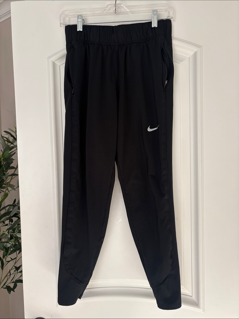 Nike Black Men's Thermafit Running Pants with White Swoosh